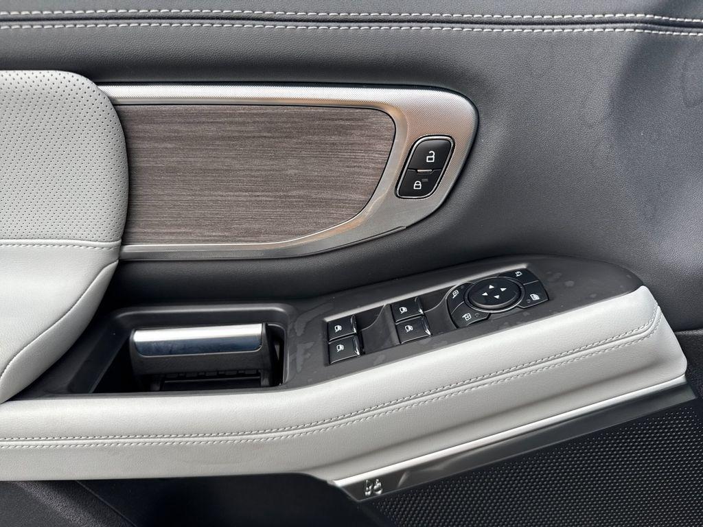 new 2025 Ford Expedition Max car, priced at $94,070