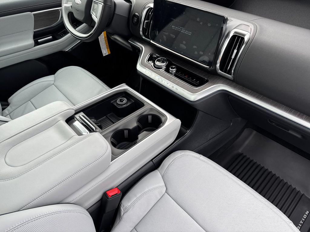 new 2025 Ford Expedition Max car, priced at $94,070