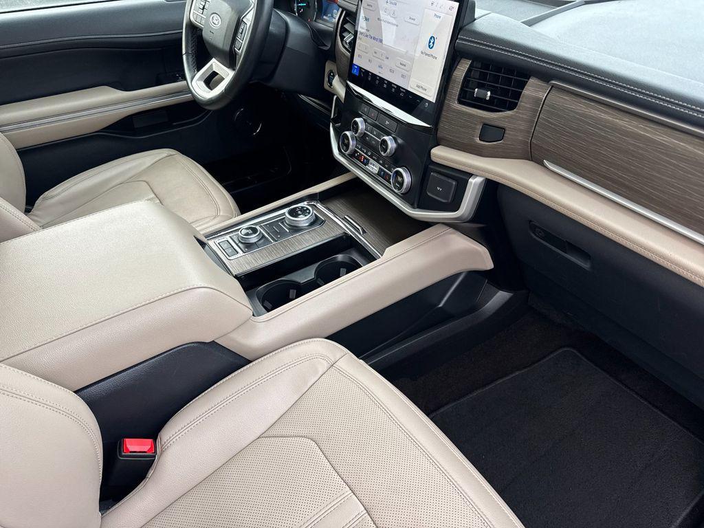 used 2023 Ford Expedition car, priced at $45,150