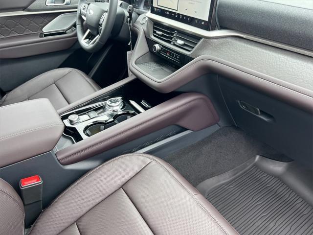 new 2025 Ford Explorer car, priced at $61,285