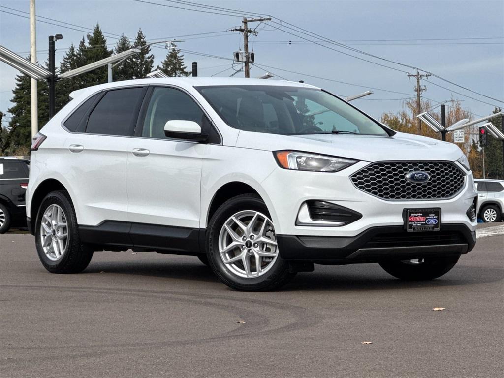 used 2024 Ford Edge car, priced at $25,600