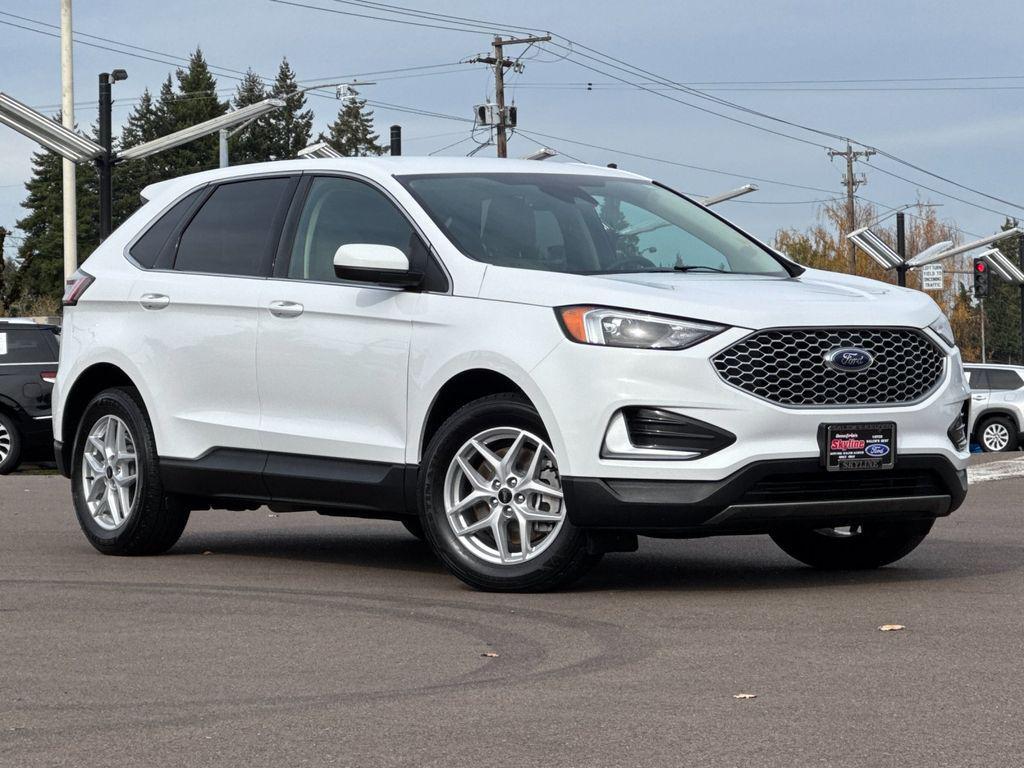 used 2024 Ford Edge car, priced at $25,600