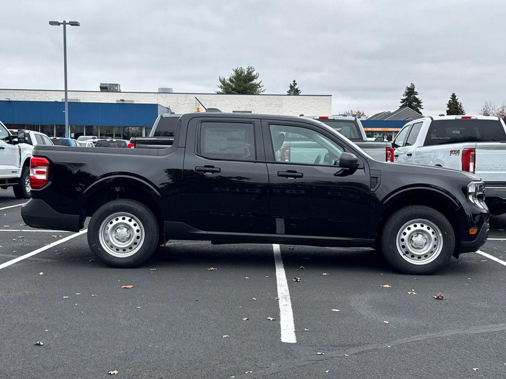new 2025 Ford Maverick car, priced at $29,990