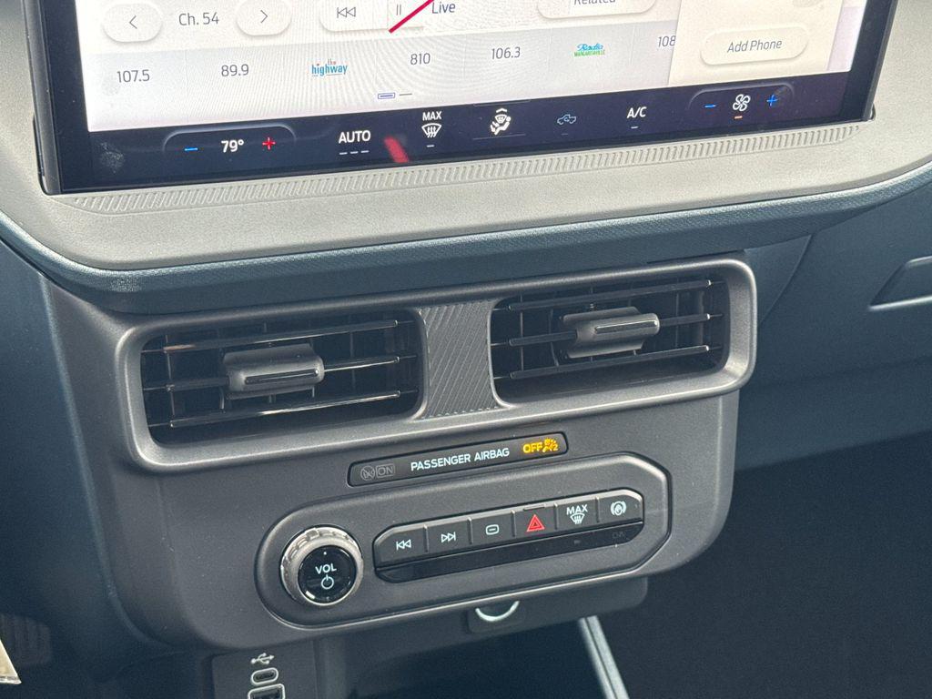 new 2025 Ford Maverick car, priced at $29,990