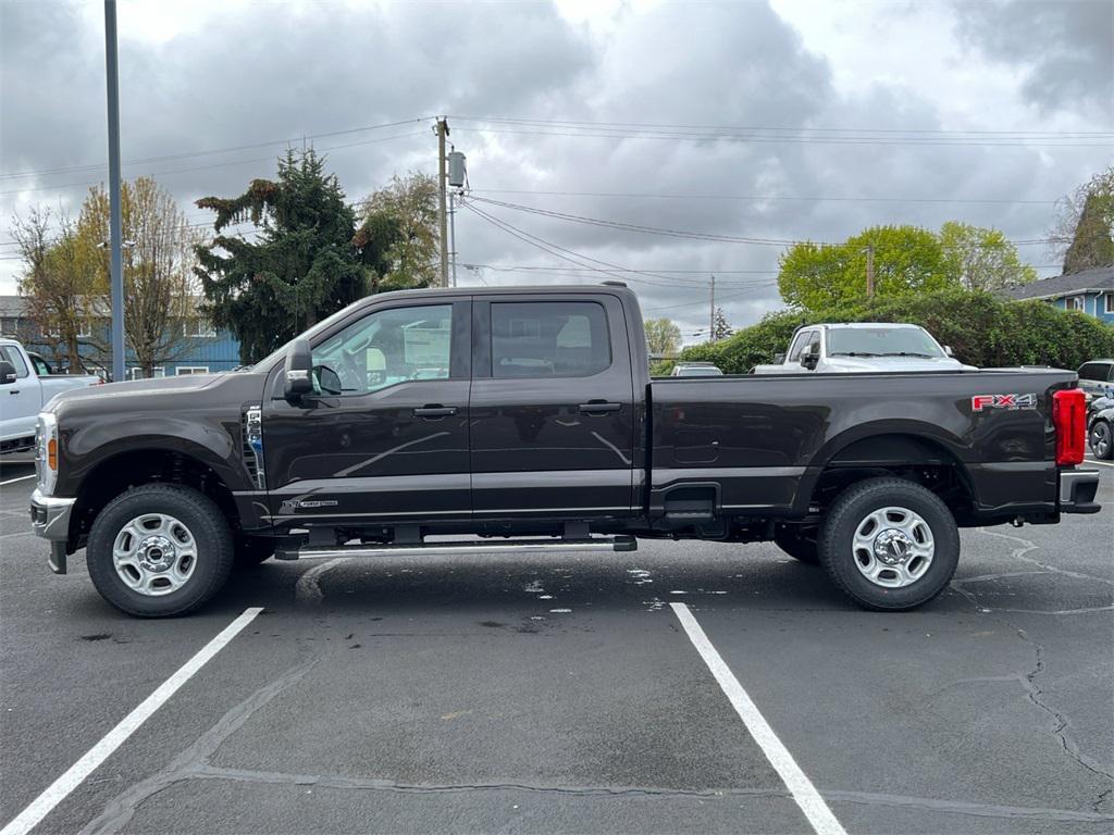 new 2025 Ford F-350 car, priced at $68,654