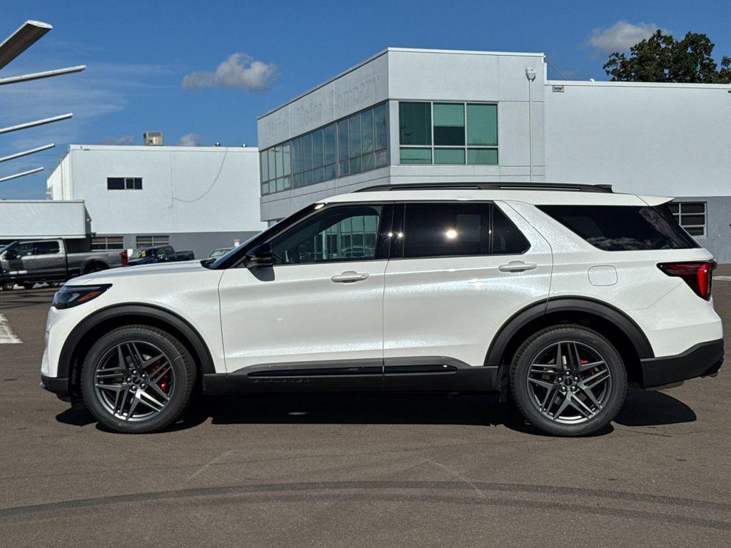 new 2025 Ford Explorer car, priced at $58,898
