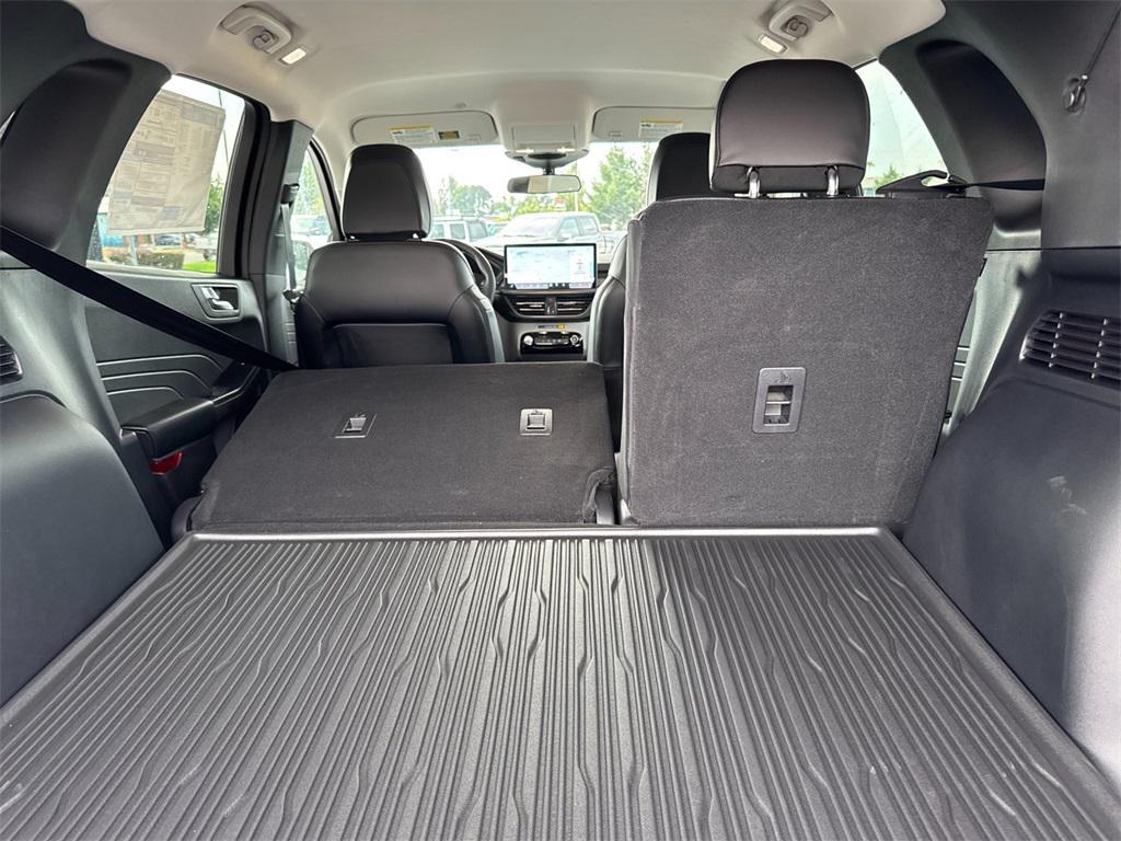 new 2025 Ford Escape PHEV car, priced at $39,755