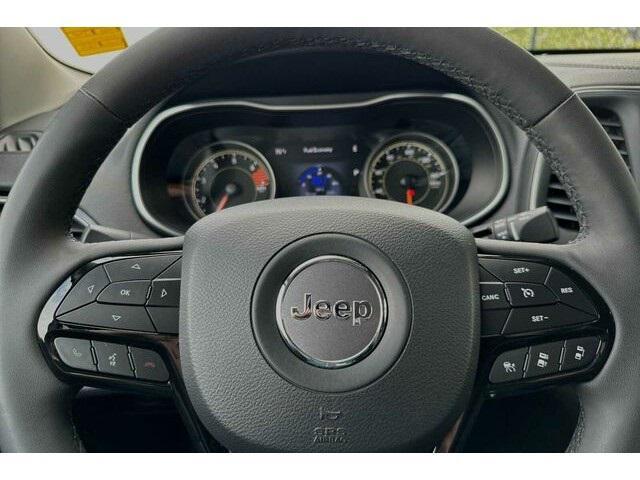 used 2023 Jeep Cherokee car, priced at $23,790