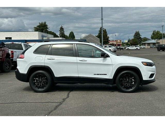 used 2023 Jeep Cherokee car, priced at $23,790