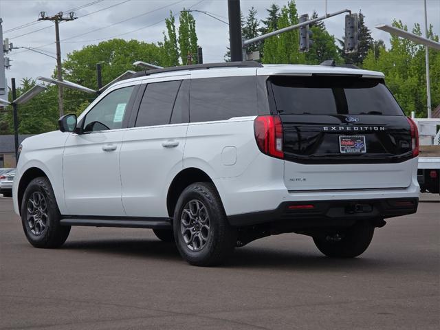 new 2025 Ford Expedition car, priced at $66,825
