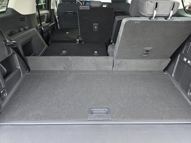 new 2025 Ford Expedition car, priced at $66,825