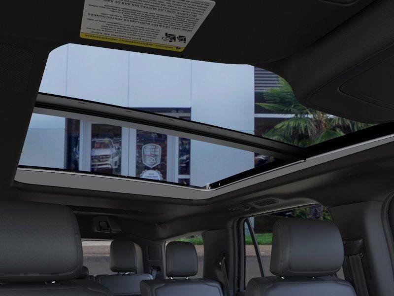 new 2025 Ford Expedition car, priced at $85,930