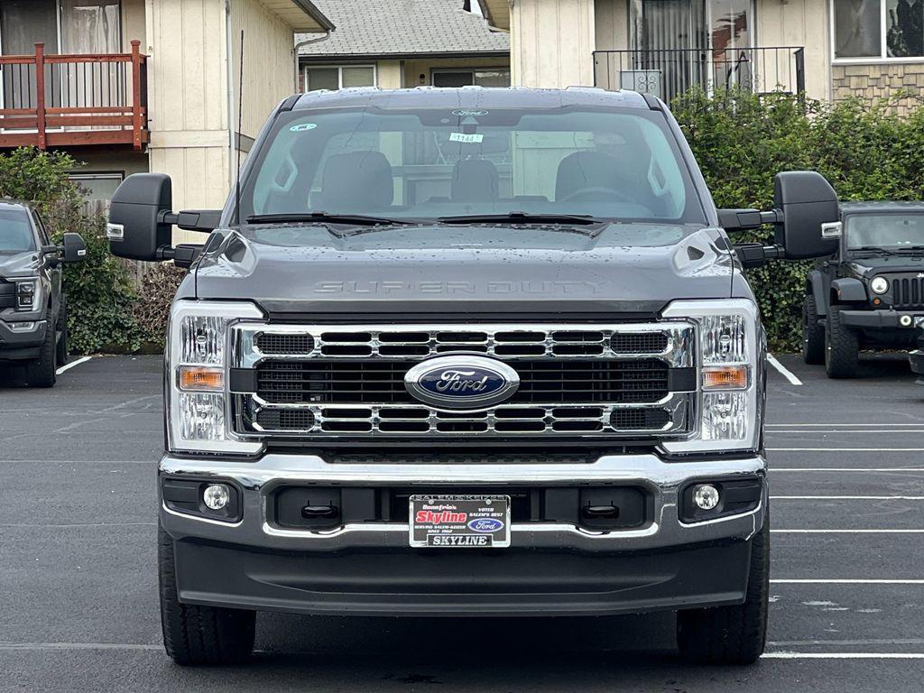 new 2025 Ford F-250 car, priced at $67,753