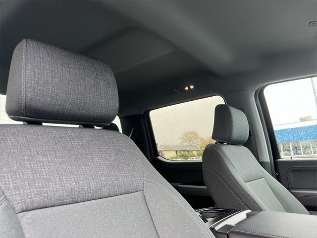 new 2024 Ford F-150 Lightning car, priced at $53,282