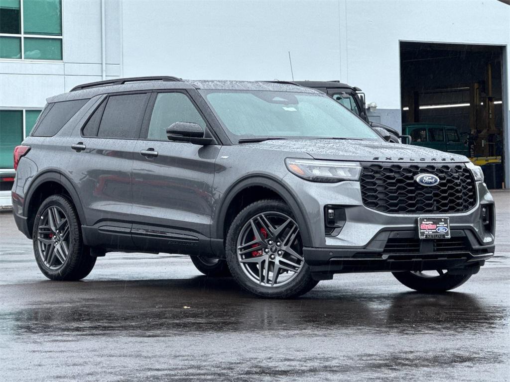 new 2025 Ford Explorer car, priced at $52,105
