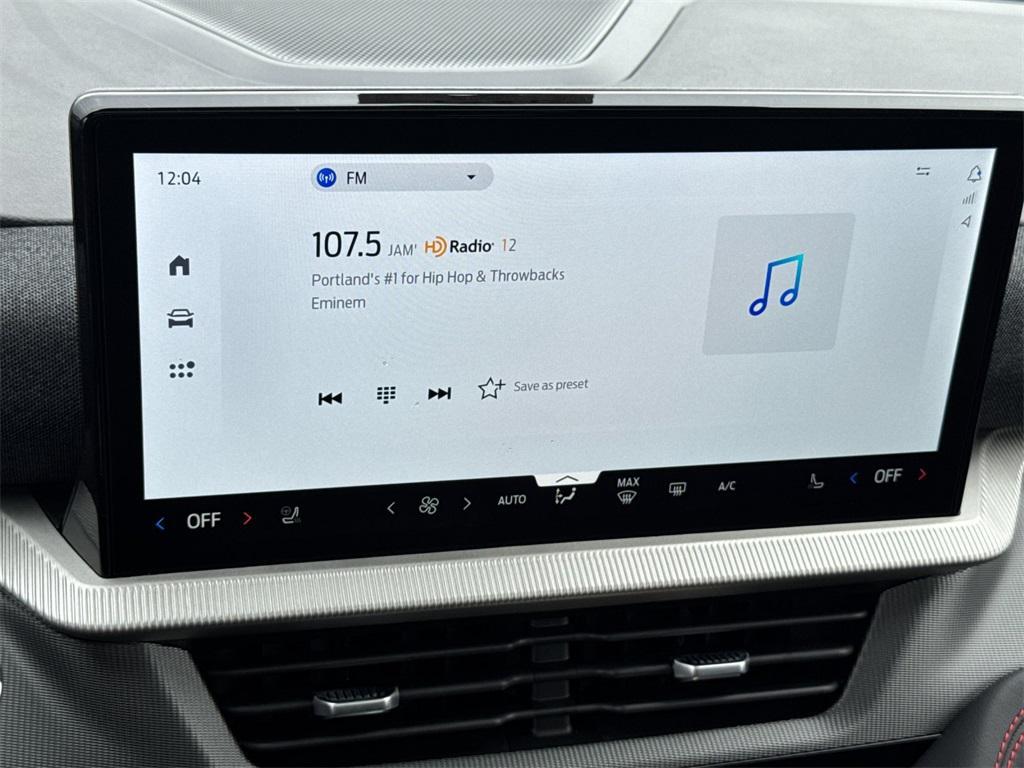 new 2025 Ford Explorer car, priced at $52,105