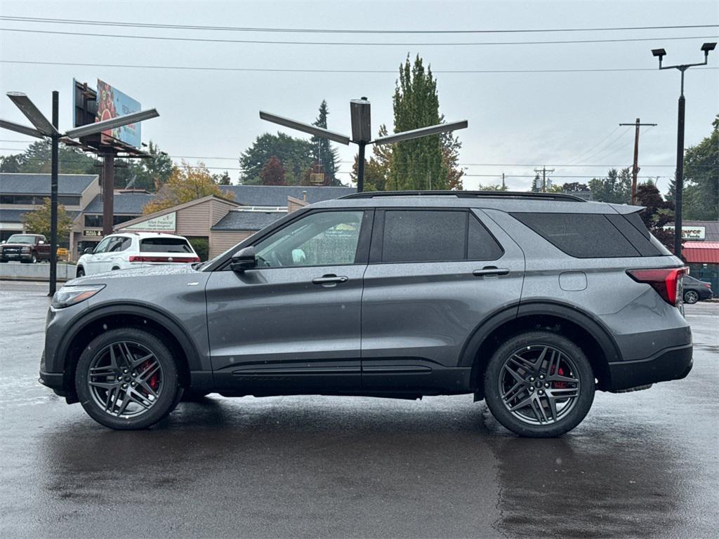 new 2025 Ford Explorer car, priced at $52,105