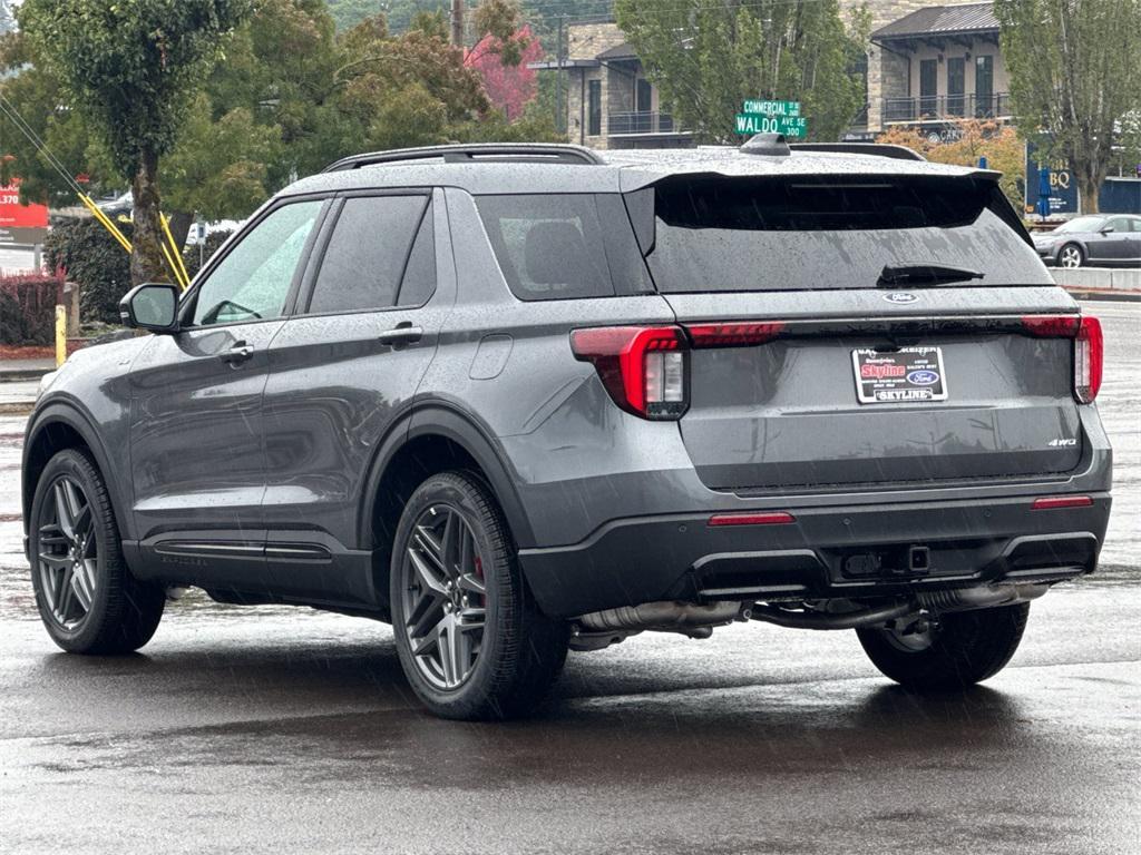 new 2025 Ford Explorer car, priced at $52,105