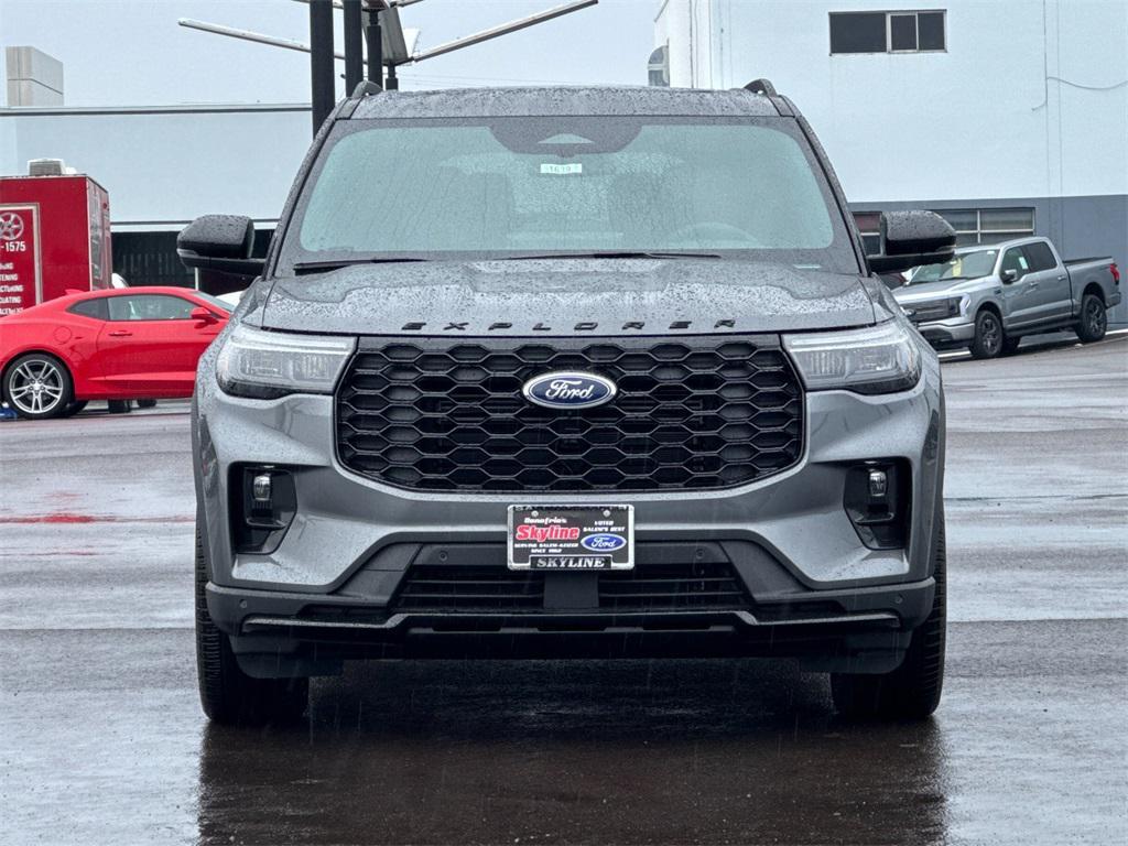 new 2025 Ford Explorer car, priced at $52,105