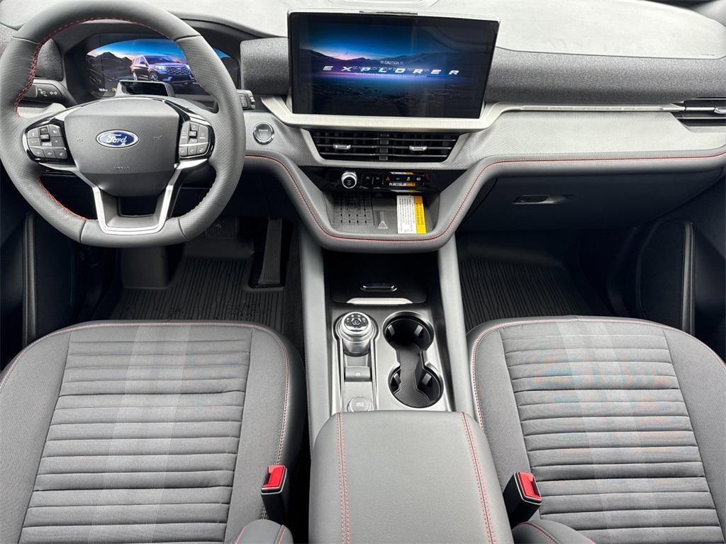 new 2025 Ford Explorer car, priced at $52,105