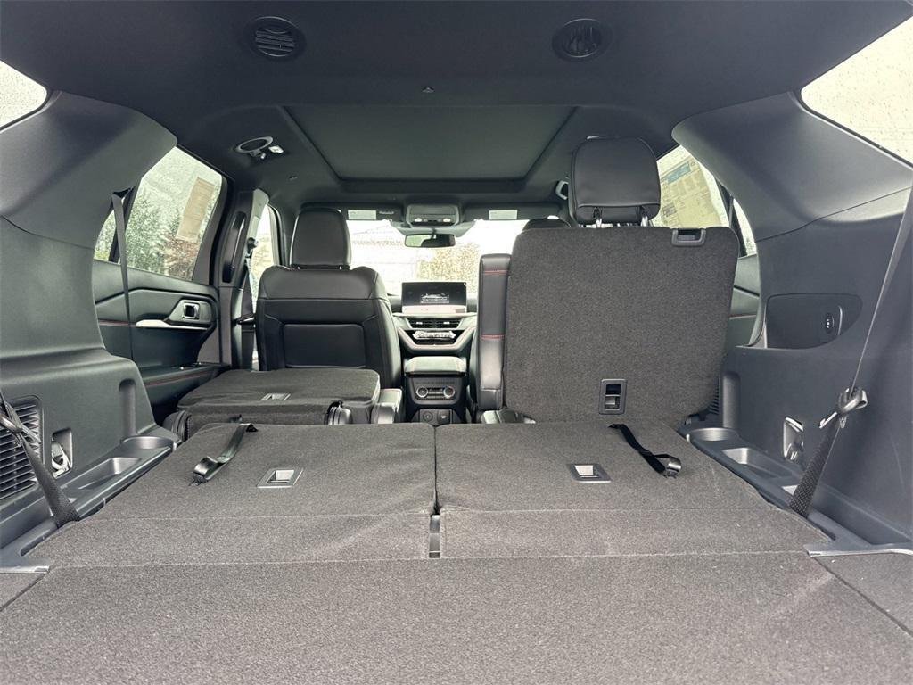 new 2025 Ford Explorer car, priced at $52,105
