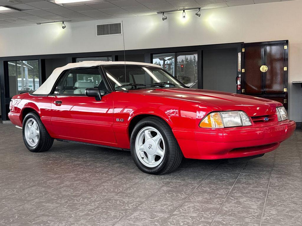 used 1993 Ford Mustang car