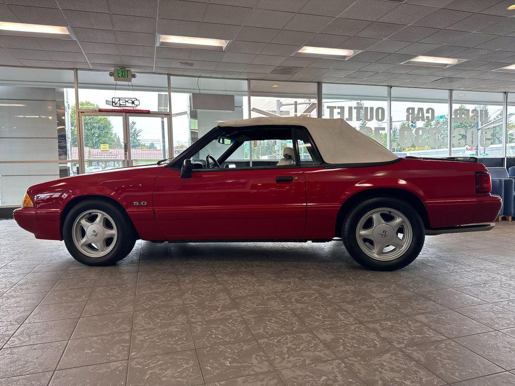 used 1993 Ford Mustang car