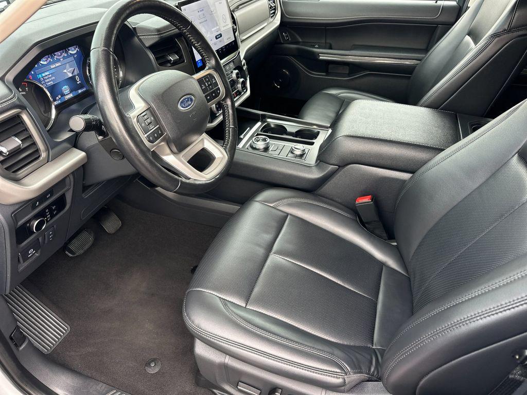 used 2024 Ford Expedition car, priced at $45,950