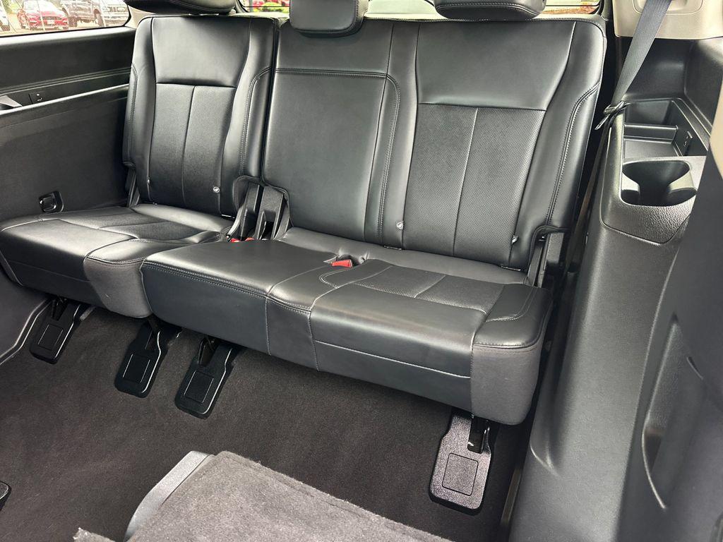 used 2024 Ford Expedition car, priced at $45,950