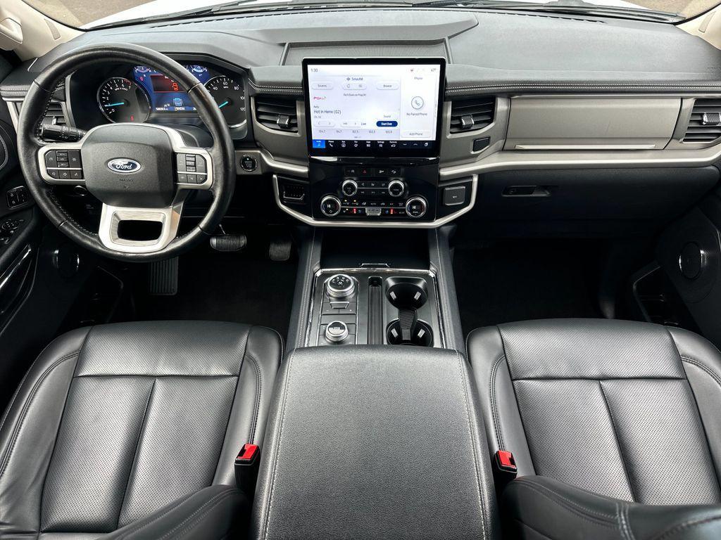 used 2024 Ford Expedition car, priced at $45,950
