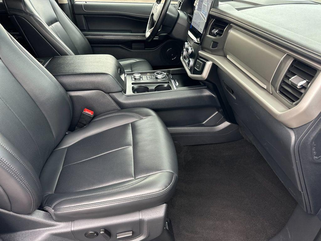 used 2024 Ford Expedition car, priced at $45,950