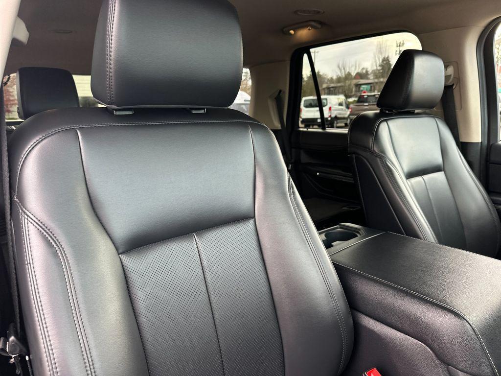 used 2024 Ford Expedition car, priced at $45,950