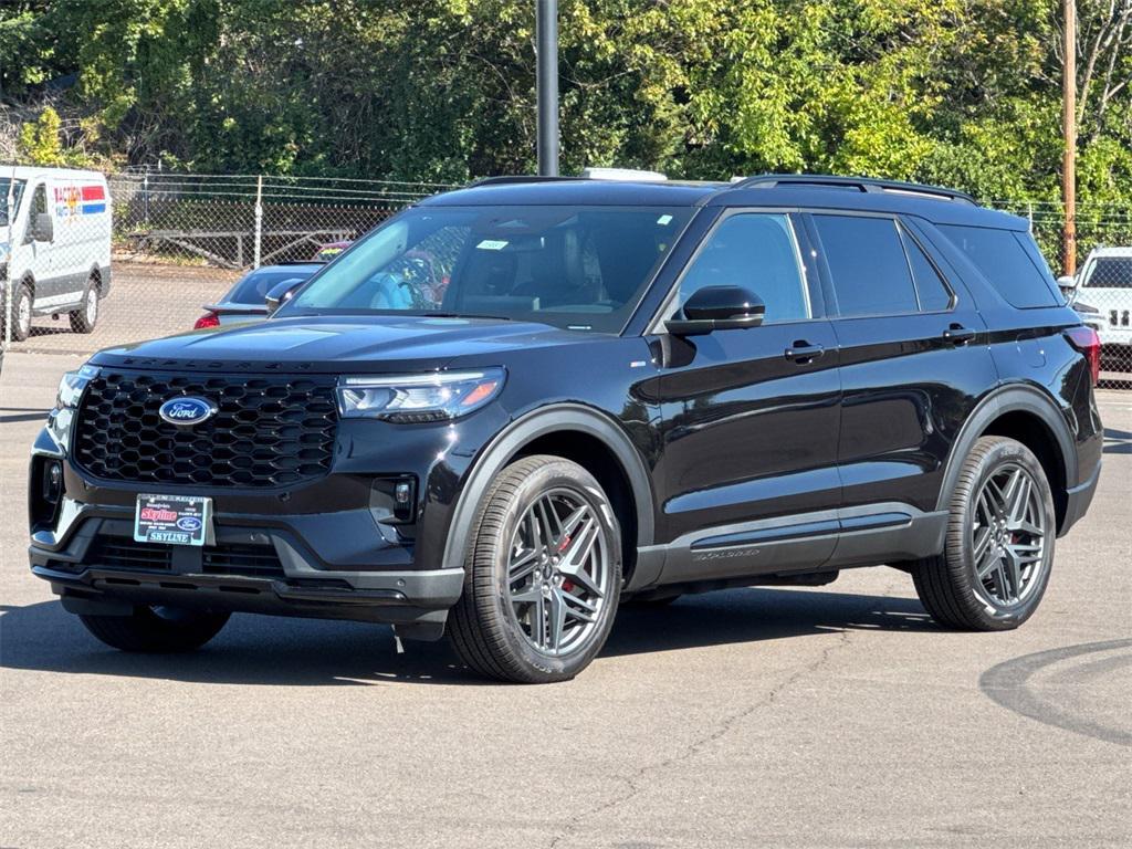 new 2025 Ford Explorer car, priced at $51,975