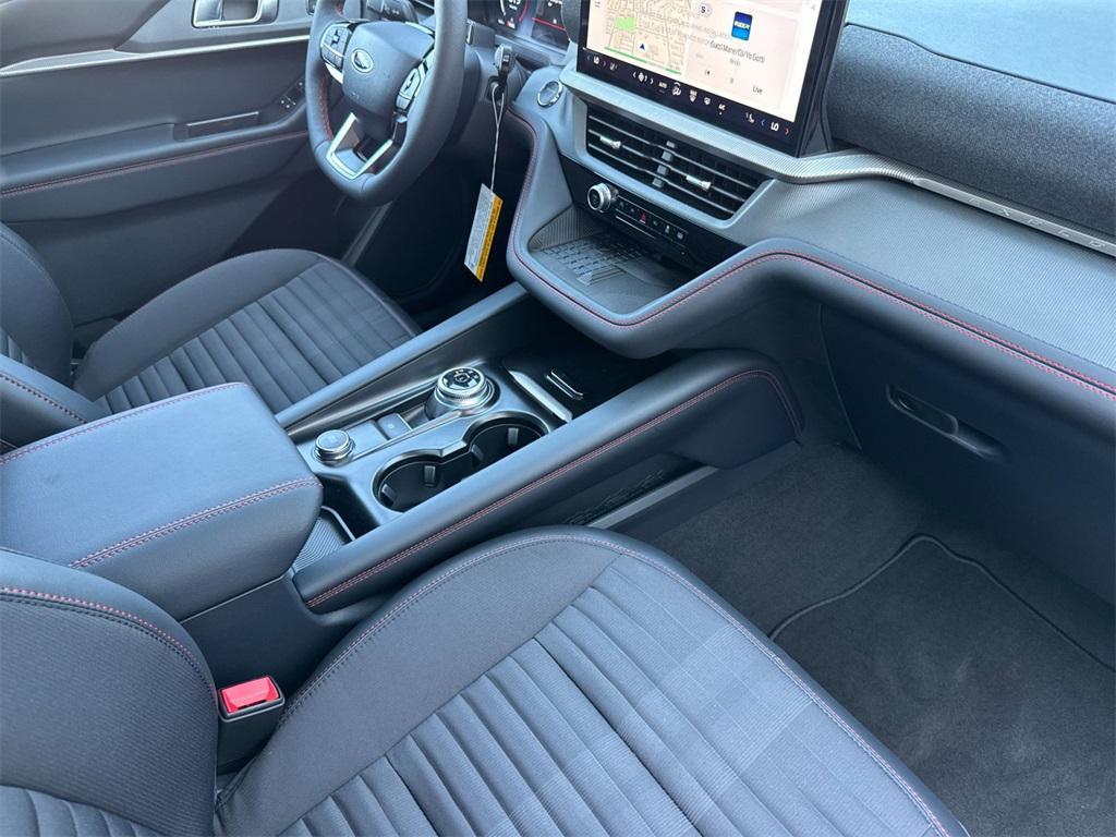 new 2025 Ford Explorer car, priced at $51,975