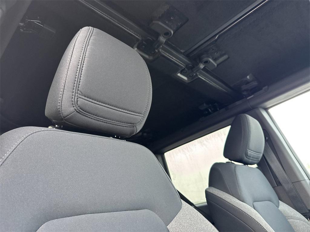 new 2025 Ford Bronco car, priced at $45,430