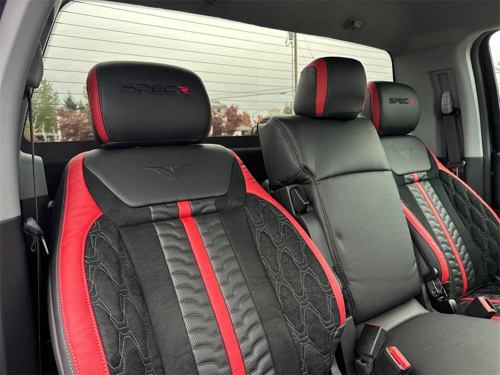 new 2025 Ford F-150 car, priced at $47,555