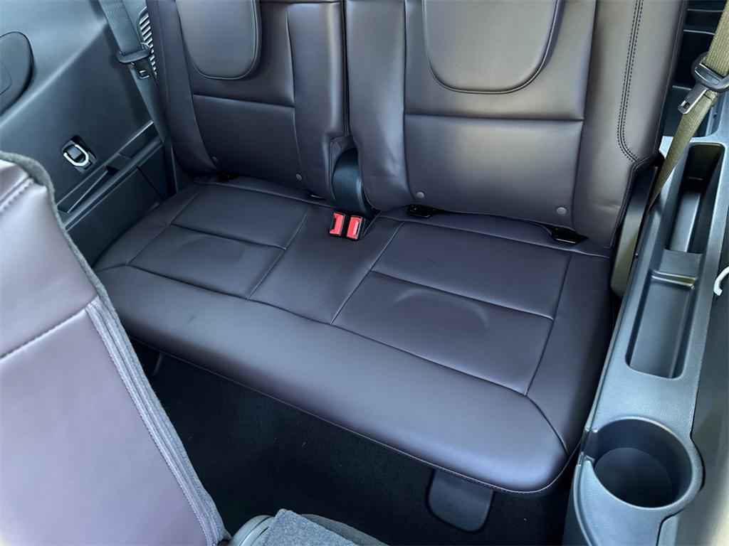 new 2025 Ford Explorer car, priced at $53,676
