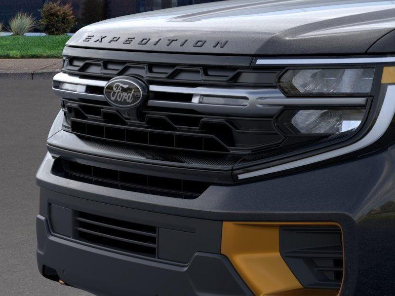 new 2025 Ford Expedition car, priced at $84,075