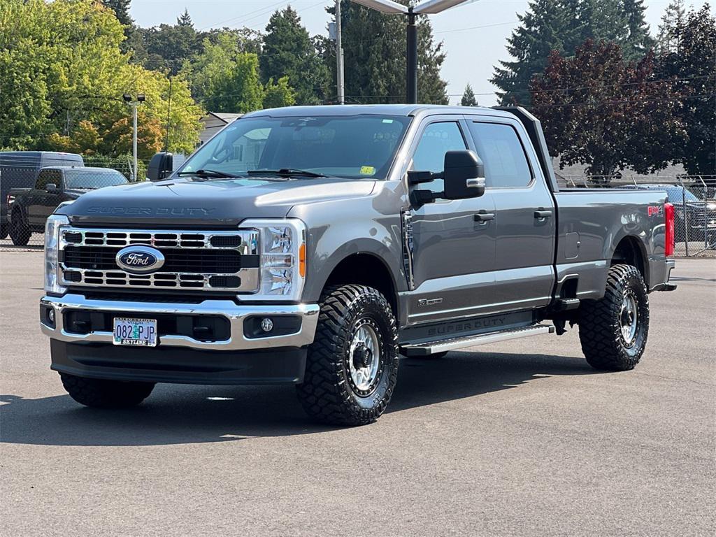 used 2023 Ford F-250 car