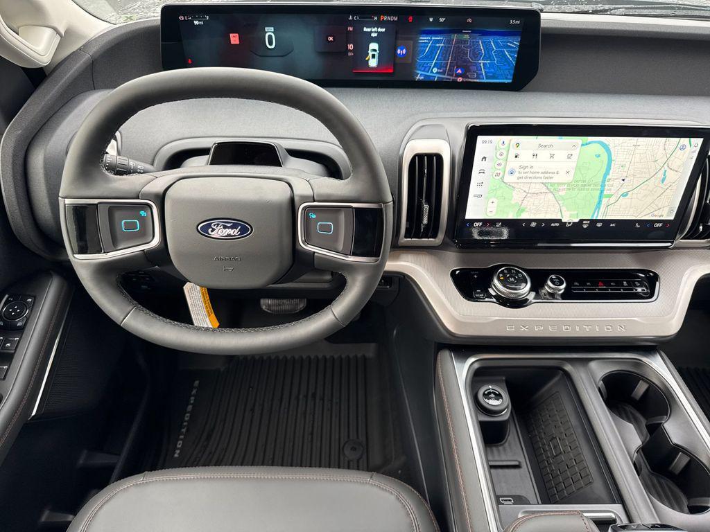 new 2025 Ford Expedition Max car, priced at $76,170