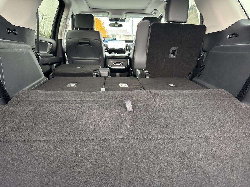 new 2025 Ford Expedition Max car, priced at $76,170