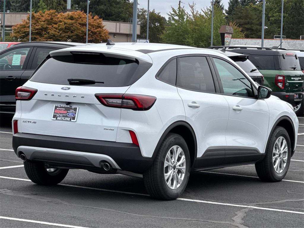 new 2025 Ford Escape car, priced at $29,020