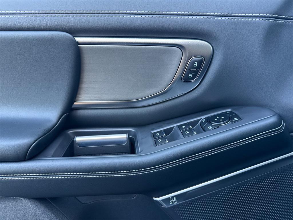 new 2025 Ford Expedition Max car, priced at $80,075