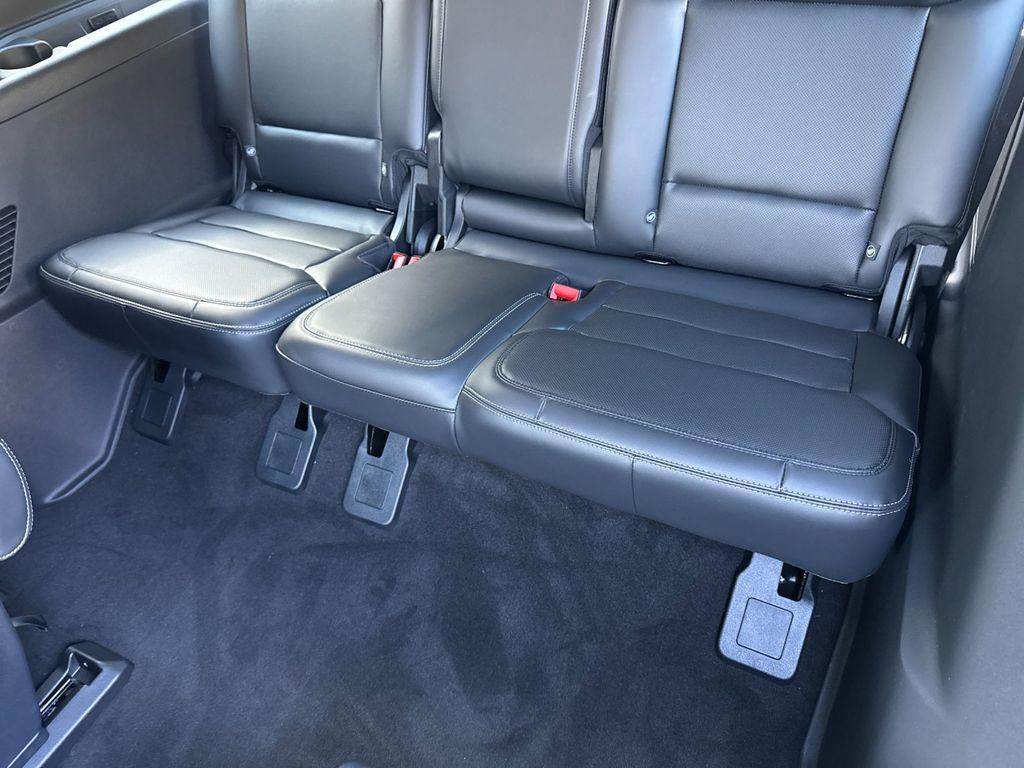 new 2025 Ford Expedition Max car, priced at $76,942