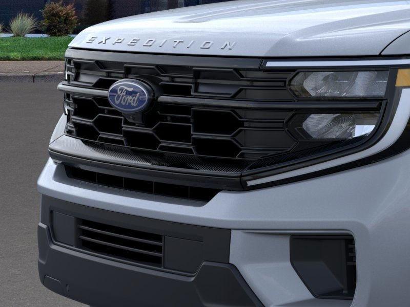 new 2025 Ford Expedition car, priced at $73,470