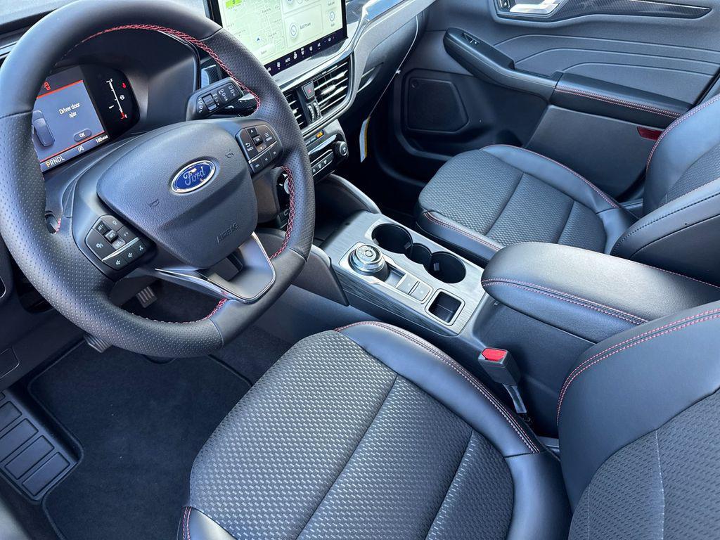 new 2025 Ford Escape car, priced at $29,435