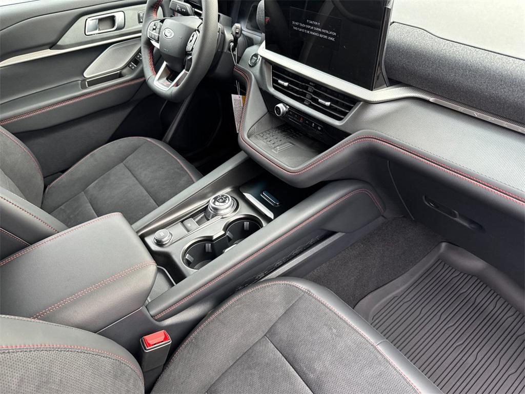 new 2025 Ford Explorer car, priced at $61,185