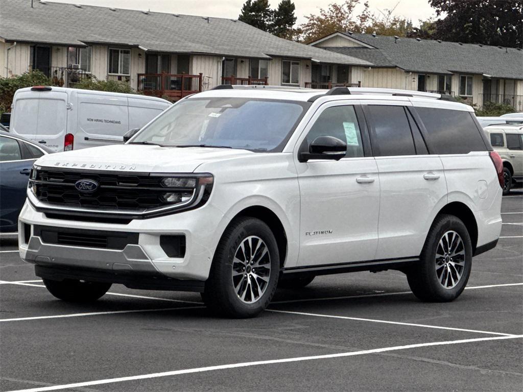 new 2025 Ford Expedition car, priced at $78,070