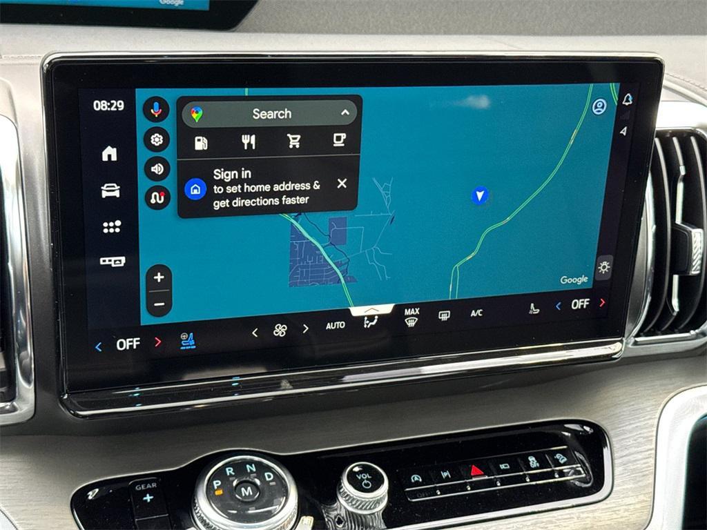 new 2025 Ford Expedition car, priced at $78,070