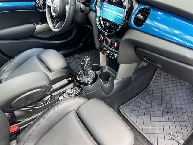 used 2022 MINI Hardtop car, priced at $24,996